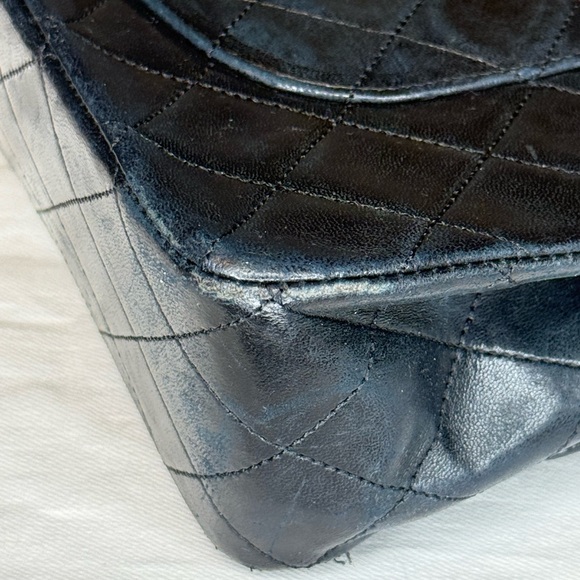 CHANEL Double Flap 25 Quilted CC Lambskin w/Chain Shoulder Bag/Gold Chain - Picture 15 of 16